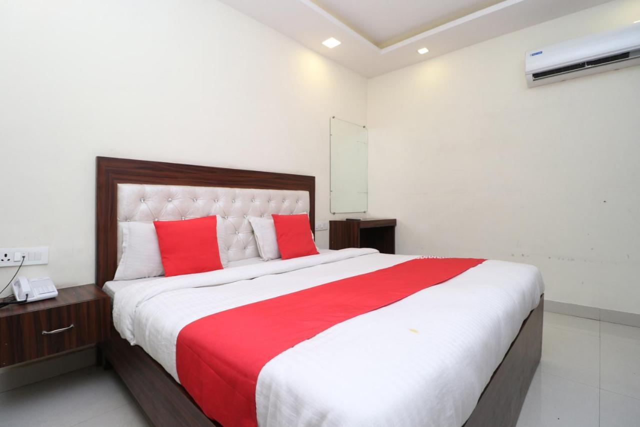 Hotel Golden Heart Amritsar Zewnętrze zdjęcie