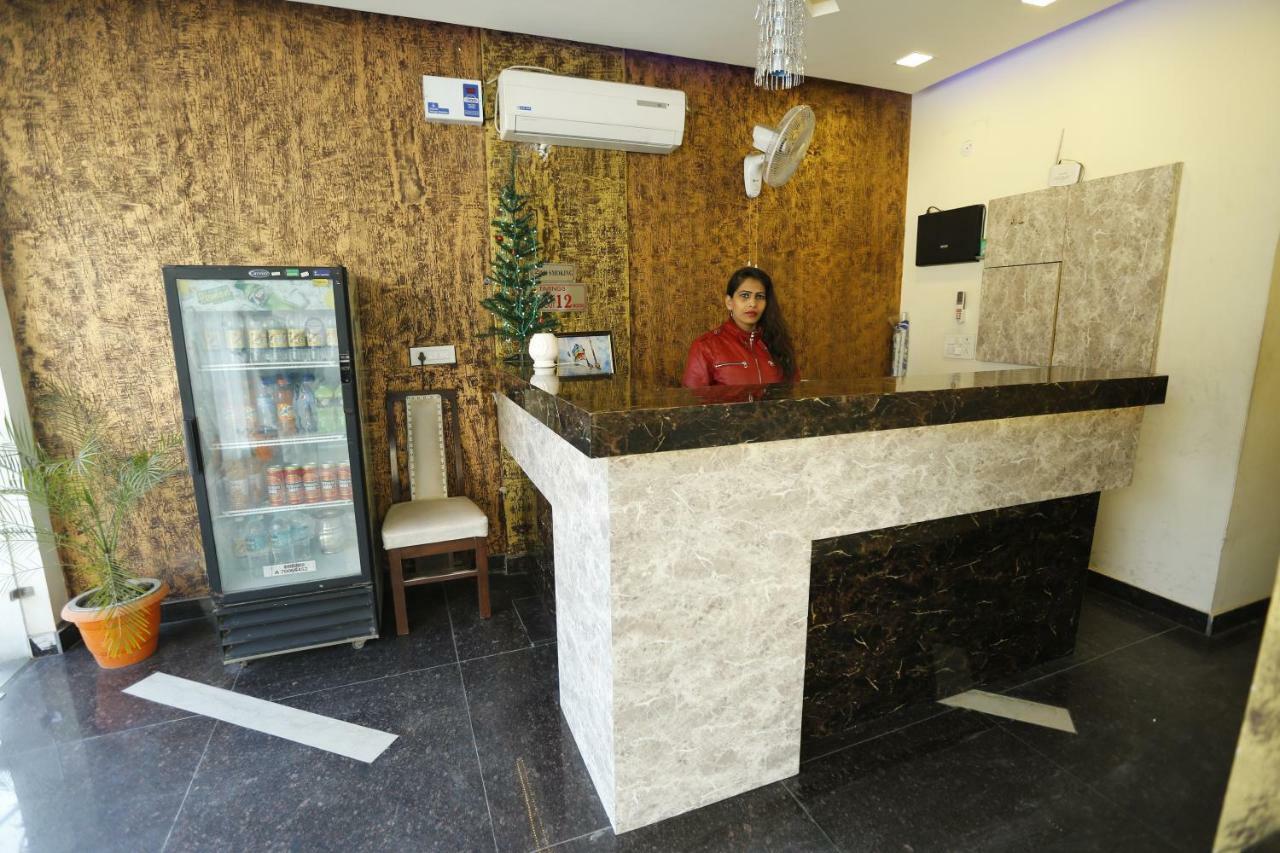 Hotel Golden Heart Amritsar Zewnętrze zdjęcie